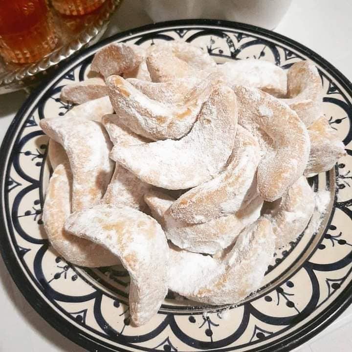 حلوة الهلال بالكاوكاو 